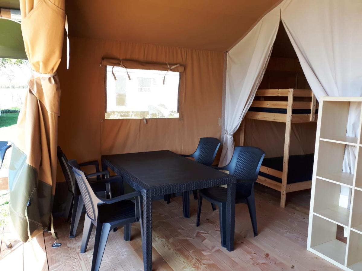 Camping Oos Heem Montenau 외부 사진